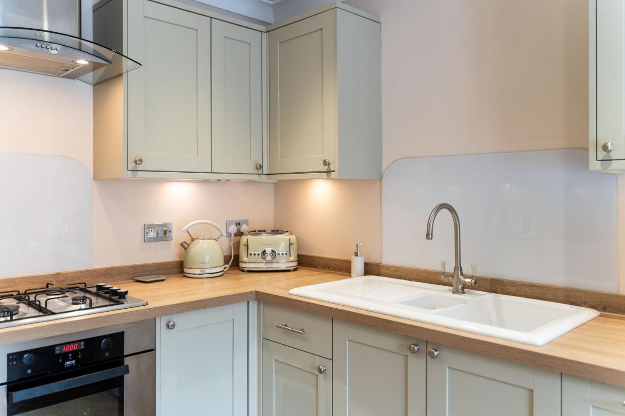 Tranquil 3bd Haven By The Sea In Holiday home